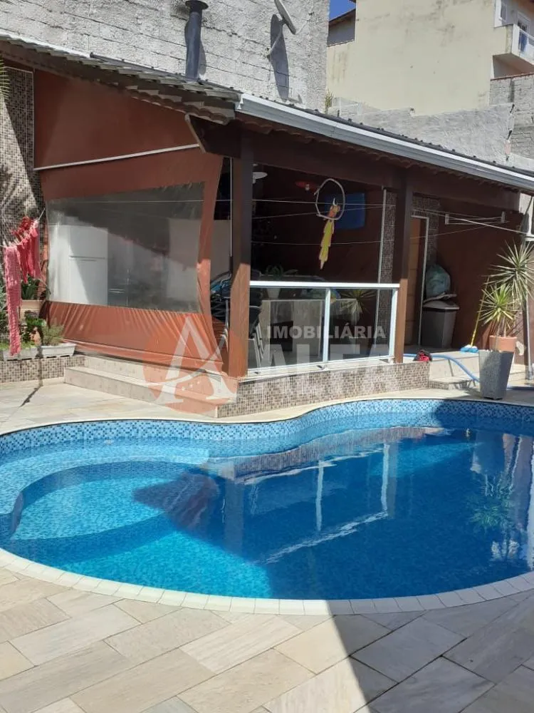 Casa, 3 quartos, 200 m² - Foto 11