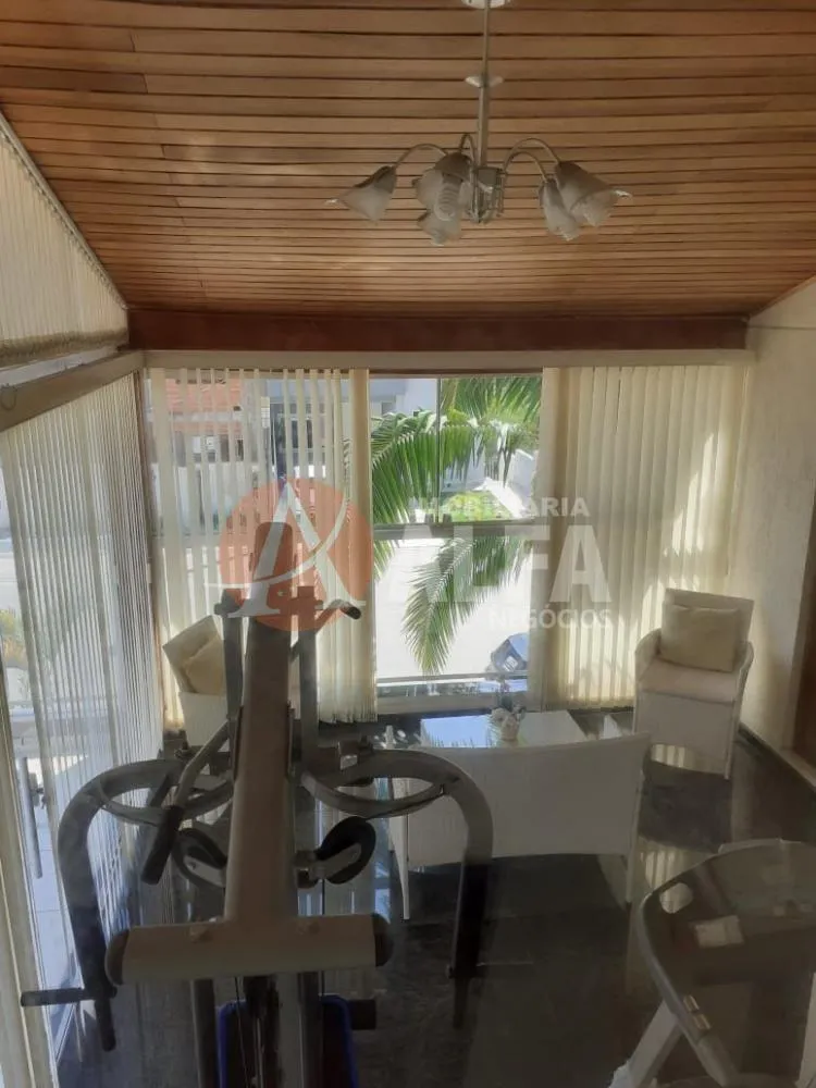 Casa, 3 quartos, 200 m² - Foto 10