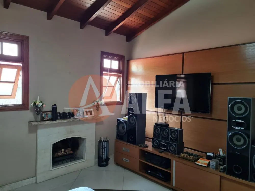 Casa, 5 quartos, 270 m² - Foto 3