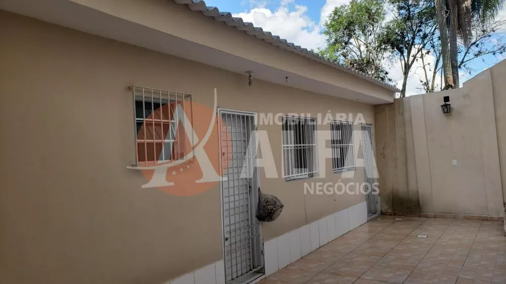 Casa à venda com 3 quartos, 290m² - Foto 3