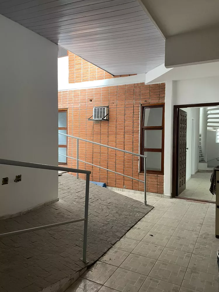 Apartamento para alugar com 1 quarto, 631m² - Foto 4