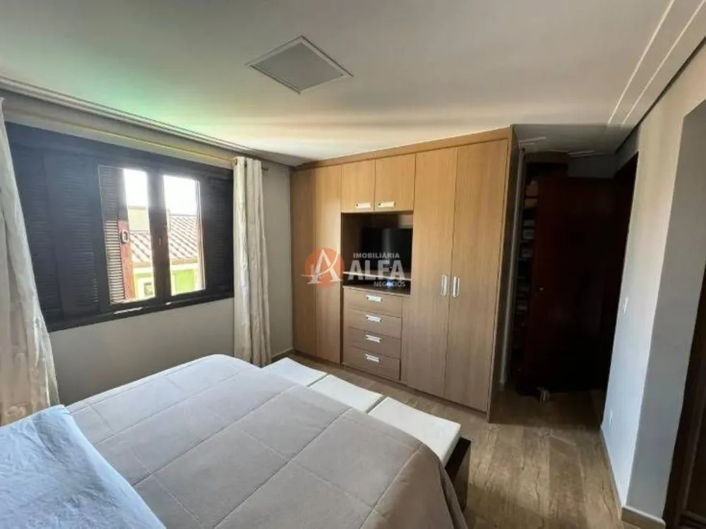 Casa, 3 quartos, 260 m² - Foto 4