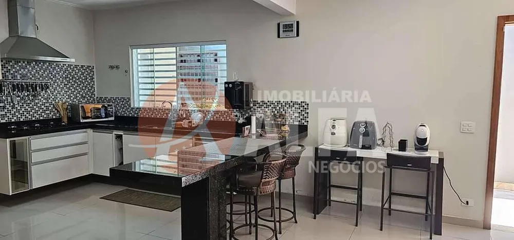 Casa, 3 quartos, 358 m² - Foto 6