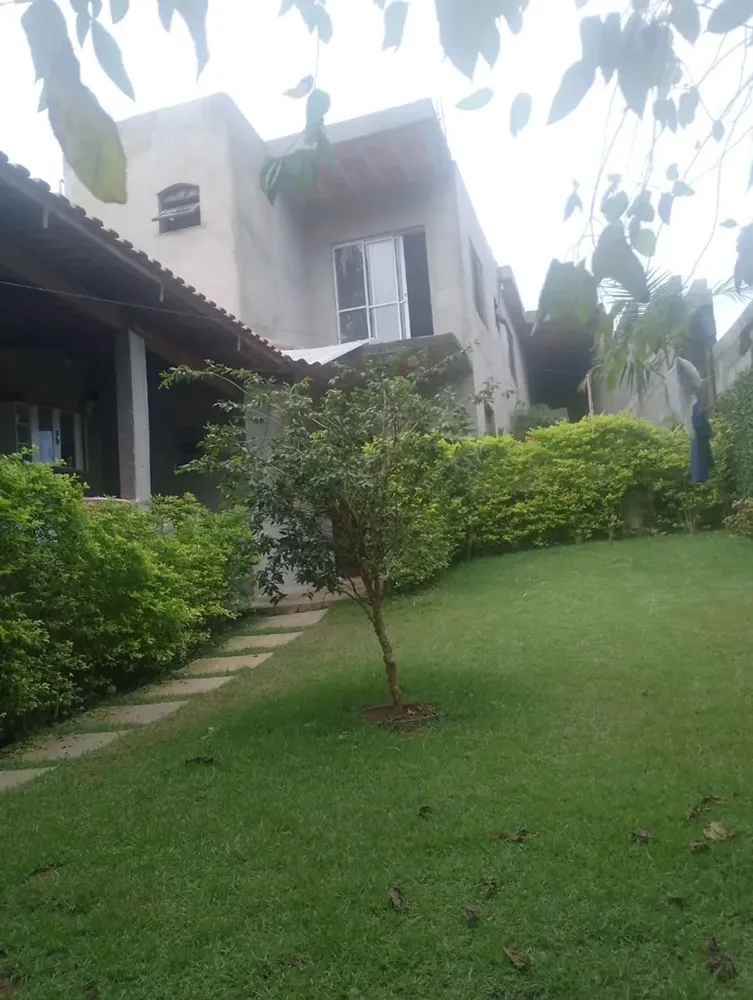 Casa, 3 quartos, 218 m² - Foto 1