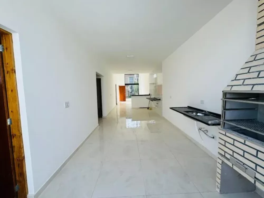 Casa à venda com 3 quartos, 109m² - Foto 3