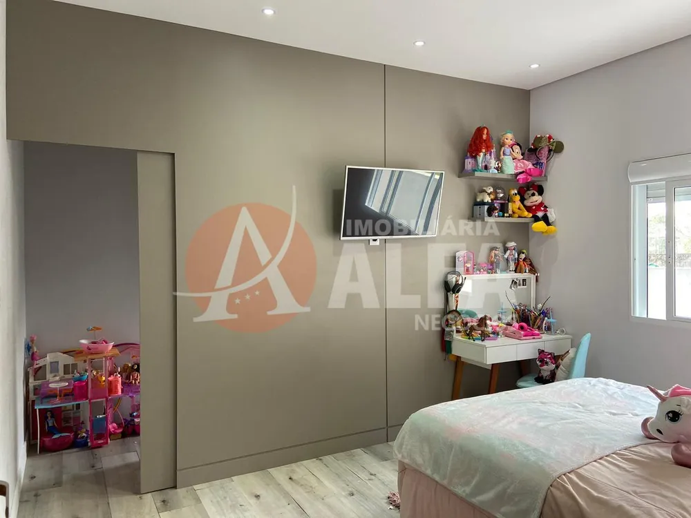 Casa, 3 quartos, 220 m² - Foto 2