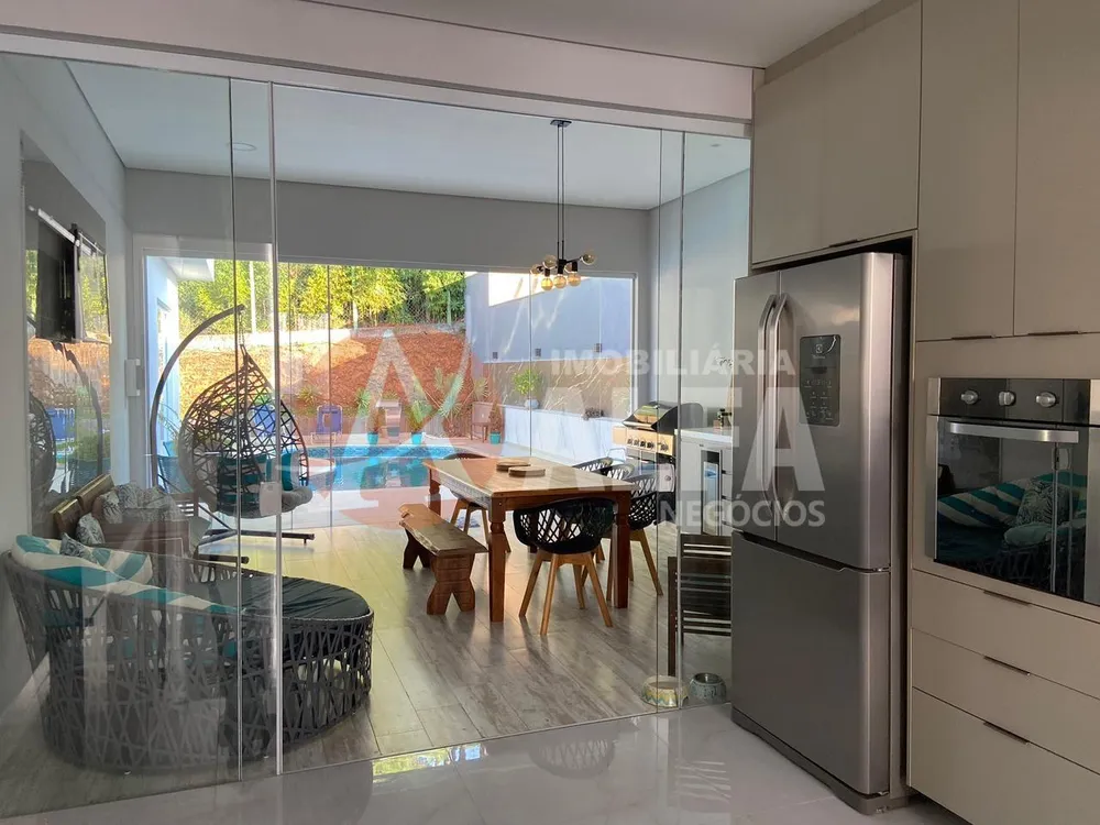 Casa, 3 quartos, 220 m² - Foto 7