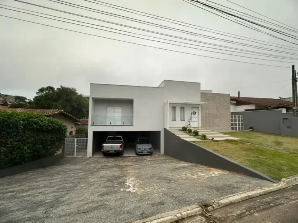 Casa, 3 quartos, 275 m² - Foto 1