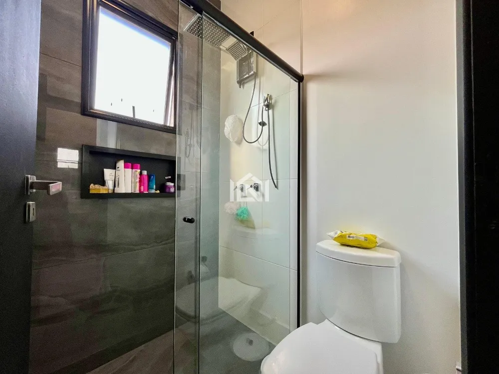 Casa, 3 quartos, 240 m² - Foto 1