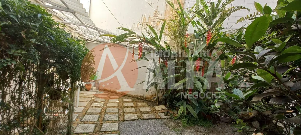 Casa, 3 quartos, 225 m² - Foto 2