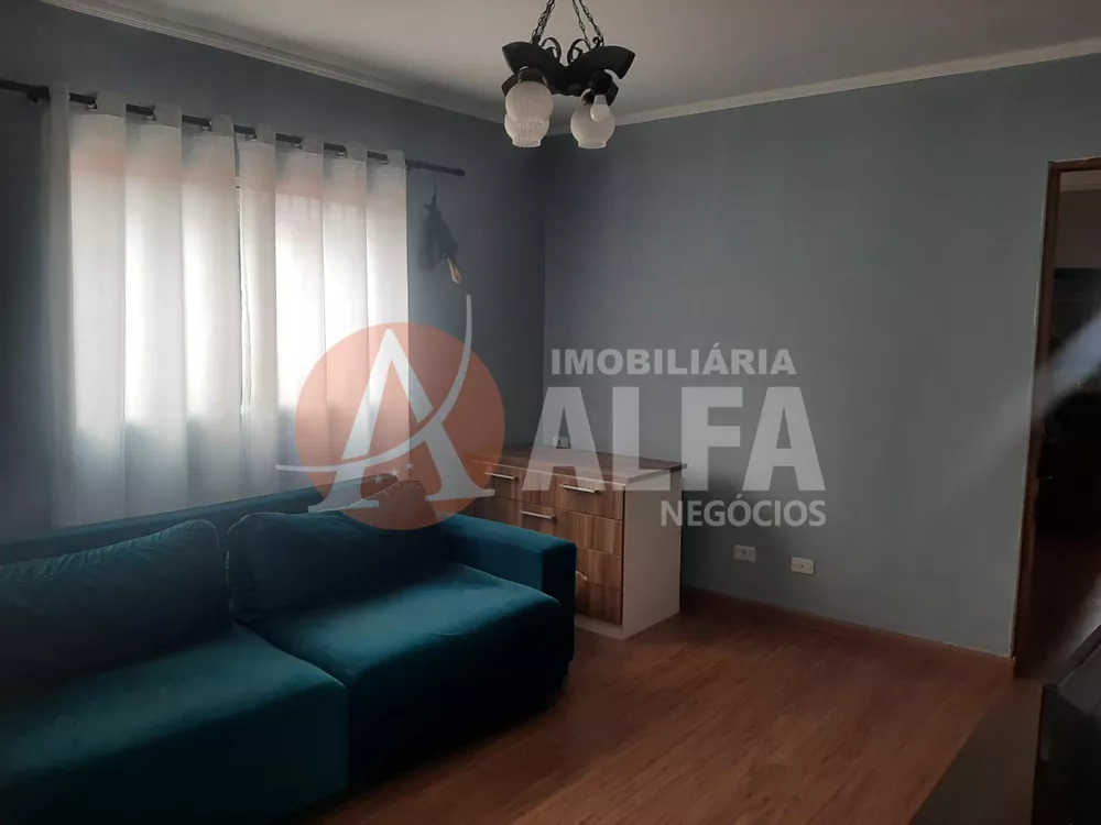 Casa à venda com 3 quartos, 60m² - Foto 2