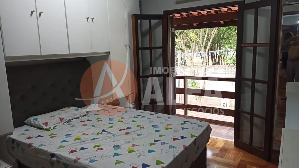 Casa, 3 quartos, 174 m² - Foto 2