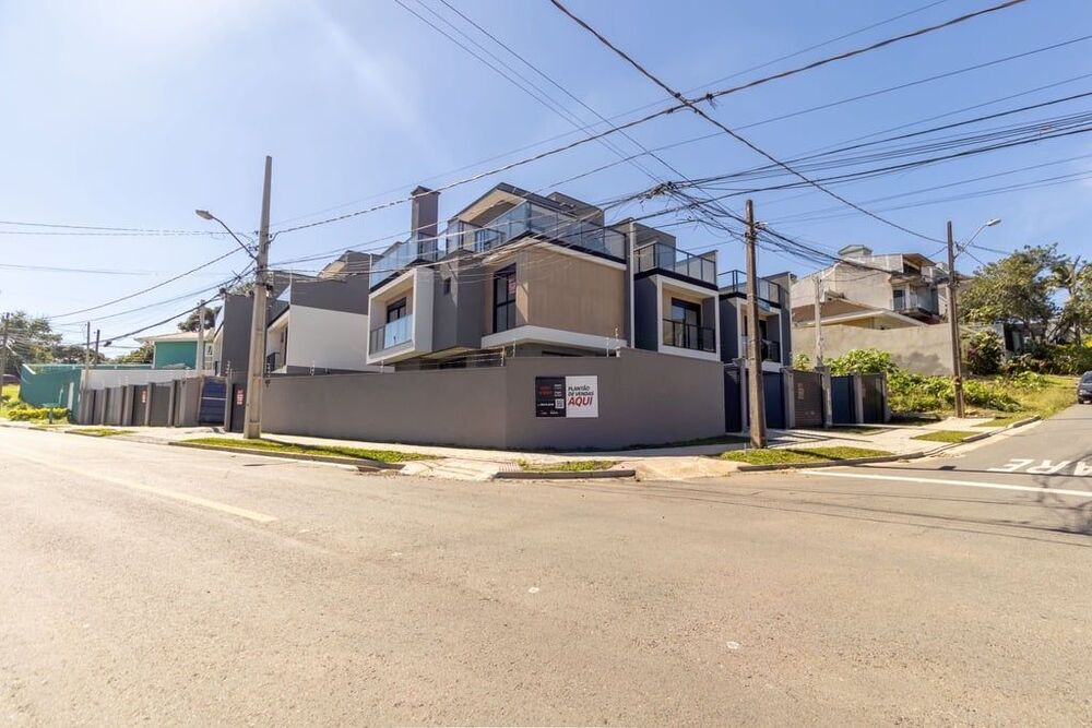 Casa de Condomínio à venda com 3 quartos, 161m² - Foto 1