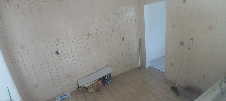 Casa para alugar com 2 quartos, 80m² - Foto 2