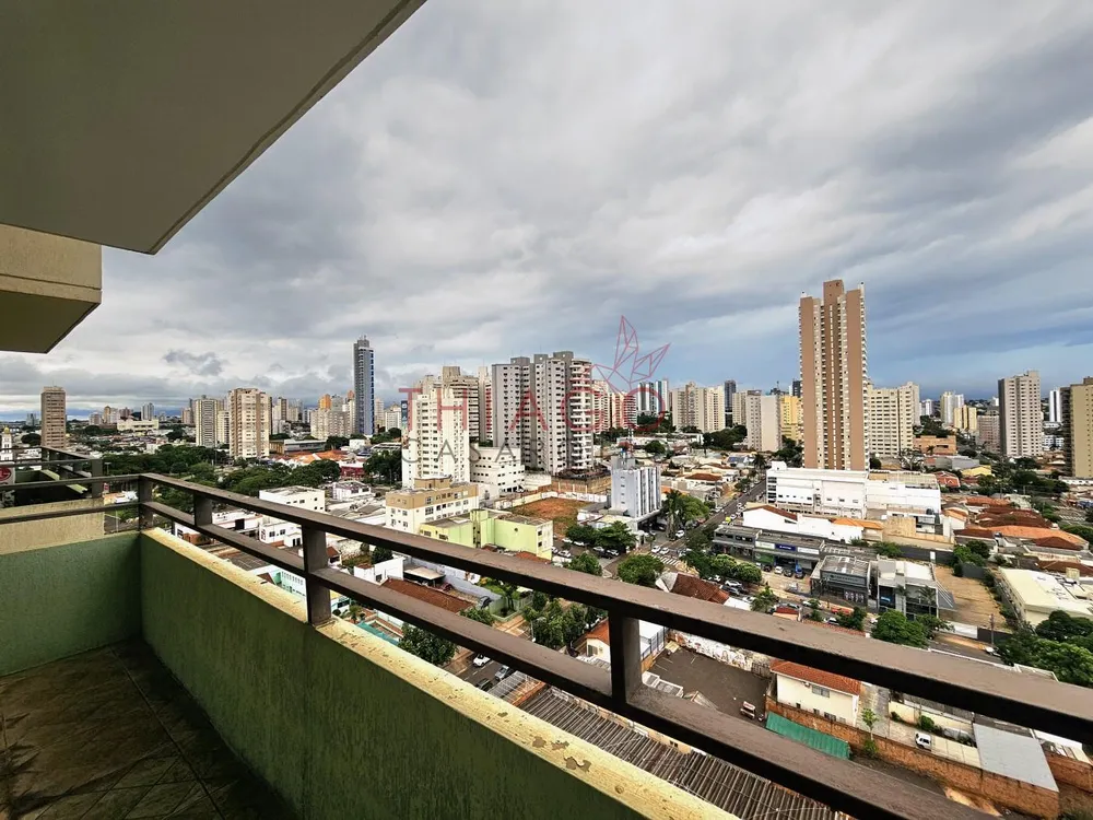 Apartamento, 3 quartos, 140 m² - Foto 2