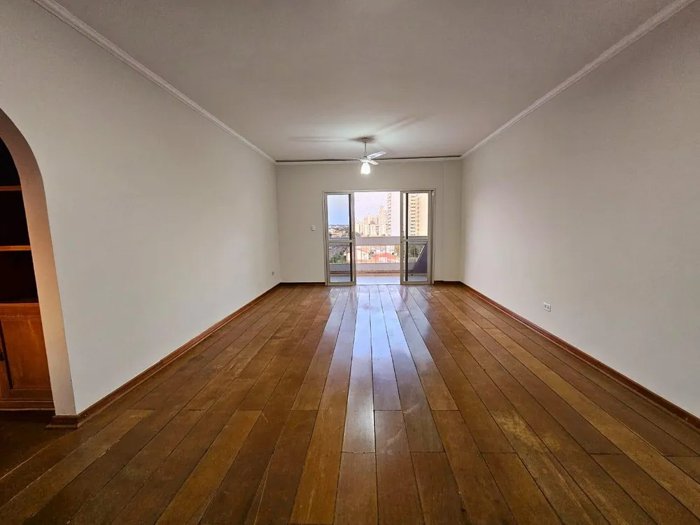 Apartamento, 3 quartos, 187 m² - Foto 2