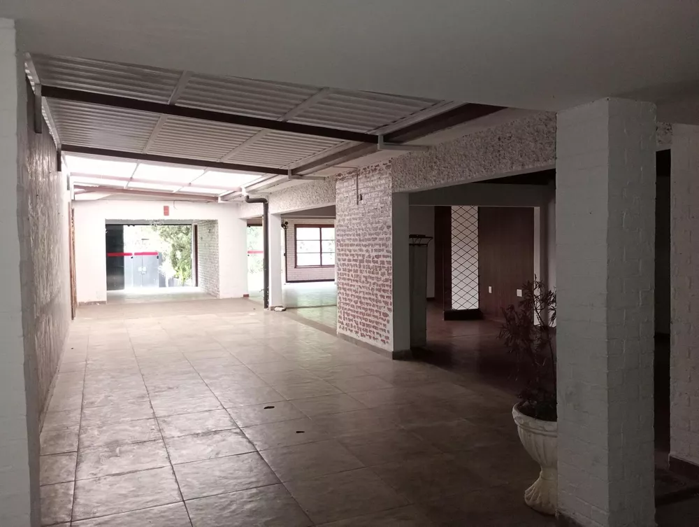 Casa, 1 quarto, 210 m² - Foto 2