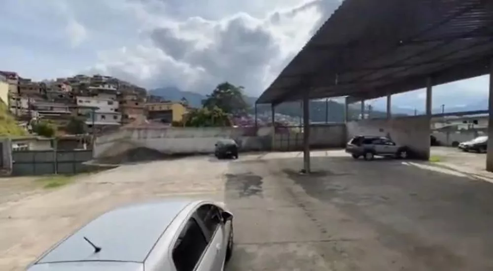 Casa, 2 quartos, 600 m² - Foto 17