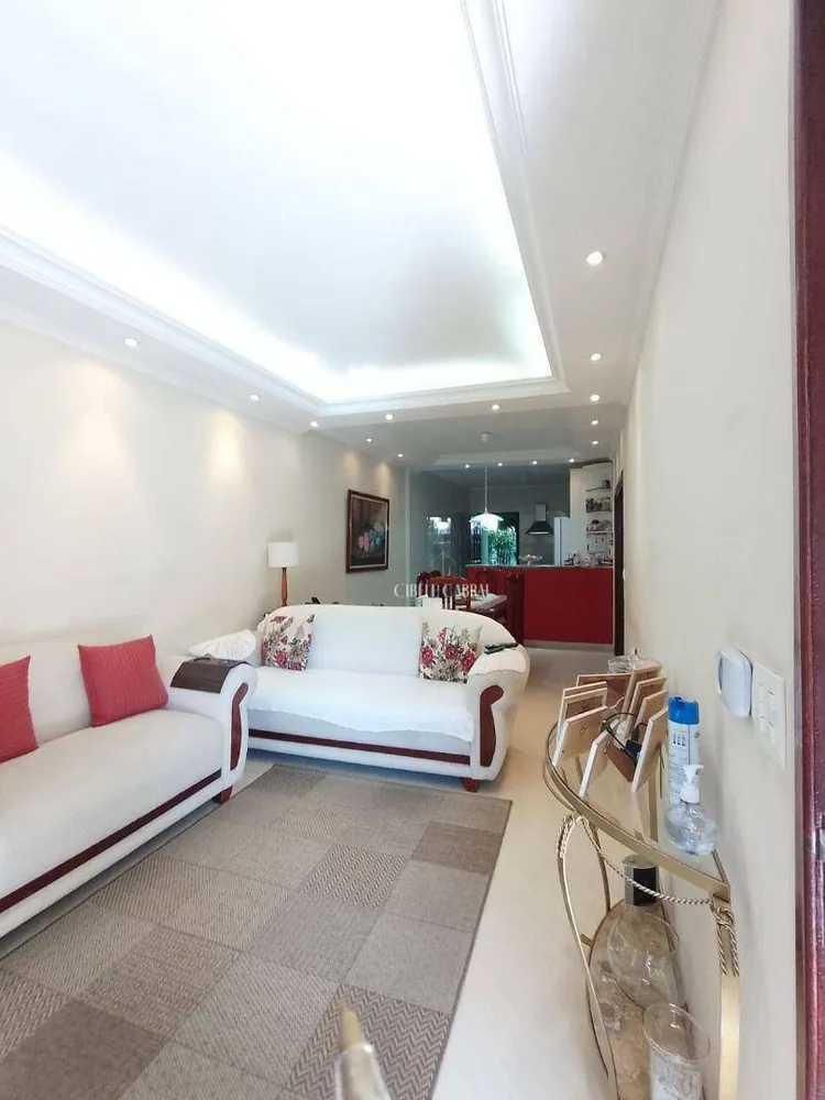 Casa, 3 quartos, 136 m² - Foto 2