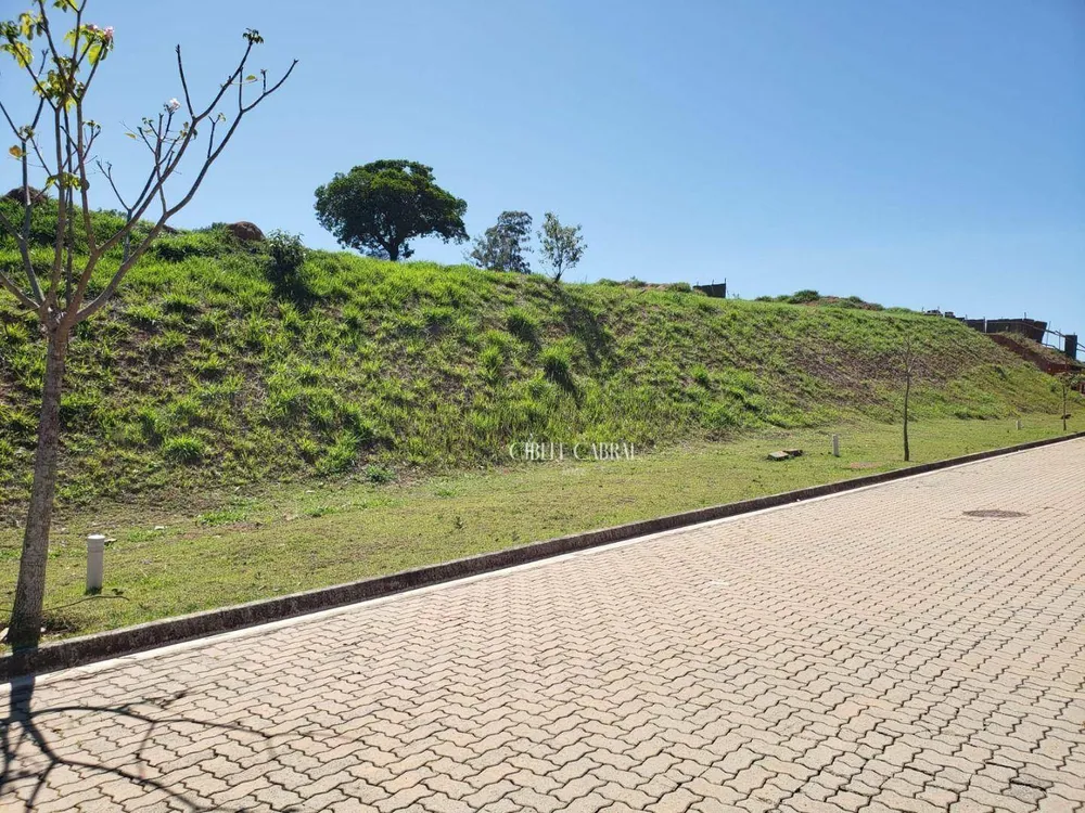 Loteamento e Condomínio, 640 m² - Foto 1