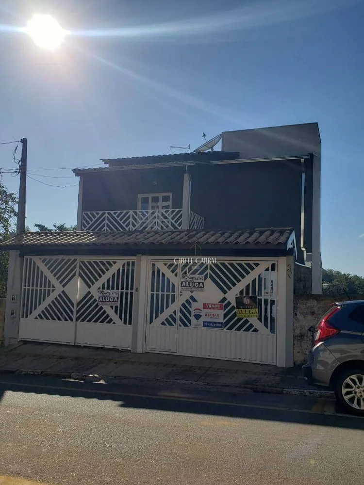 Casa, 3 quartos, 200 m² - Foto 2