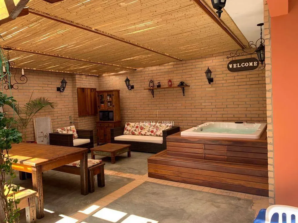 Casa, 4 quartos, 365 m² - Foto 1