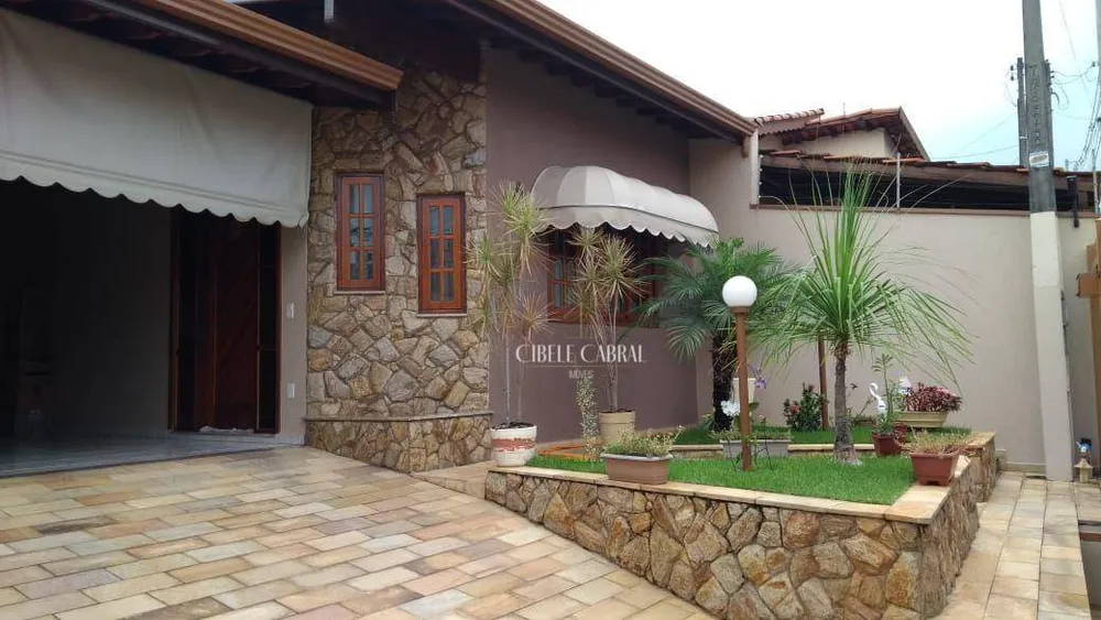 Casa, 3 quartos, 190 m² - Foto 2