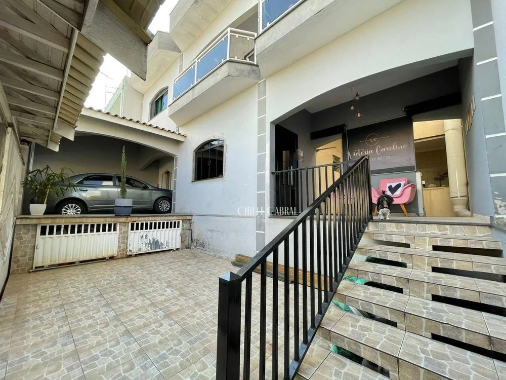 Casa, 4 quartos, 320 m² - Foto 1