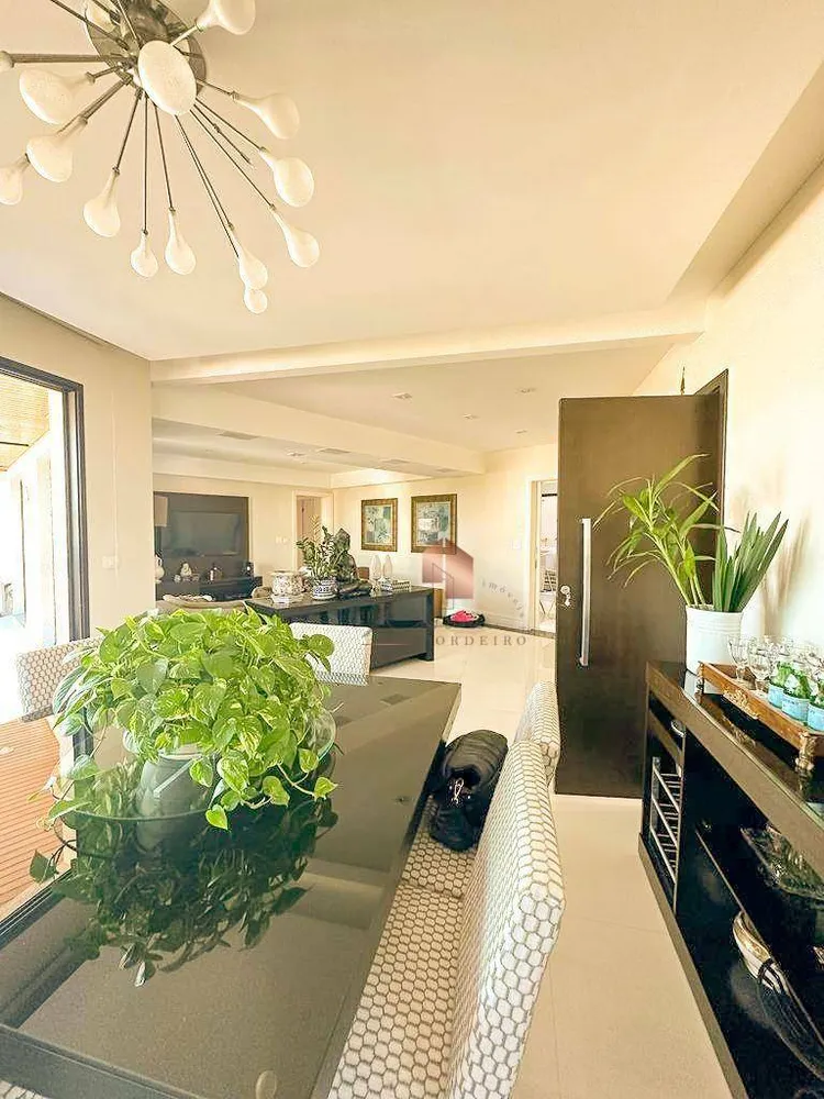 Apartamento, 3 quartos, 148 m² - Foto 2