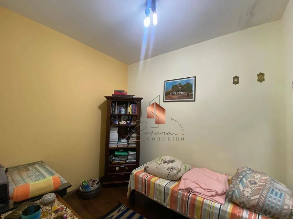 Casa, 3 quartos, 242 m² - Foto 1