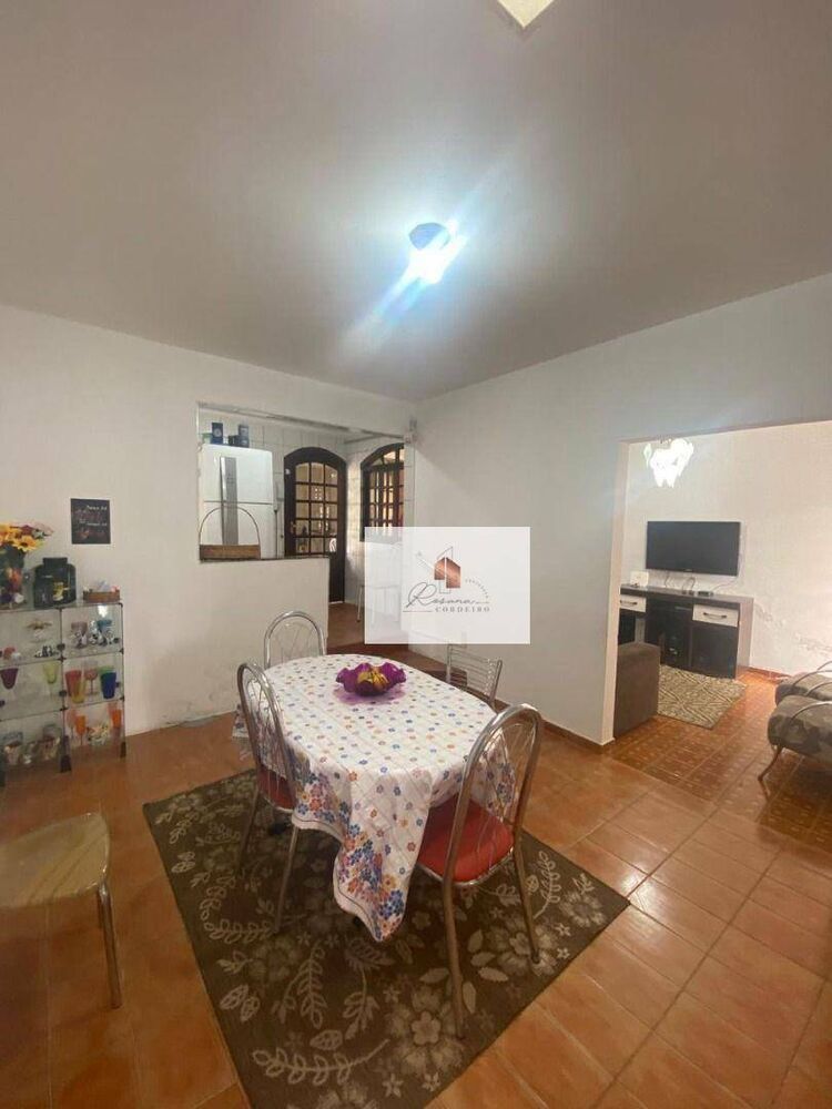 Sobrado, 3 quartos, 188 m² - Foto 2