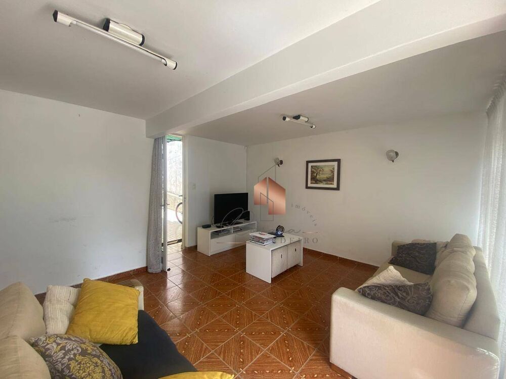 Casa, 3 quartos, 294 m² - Foto 4