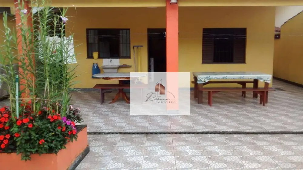 Casa, 2 quartos, 428 m² - Foto 1