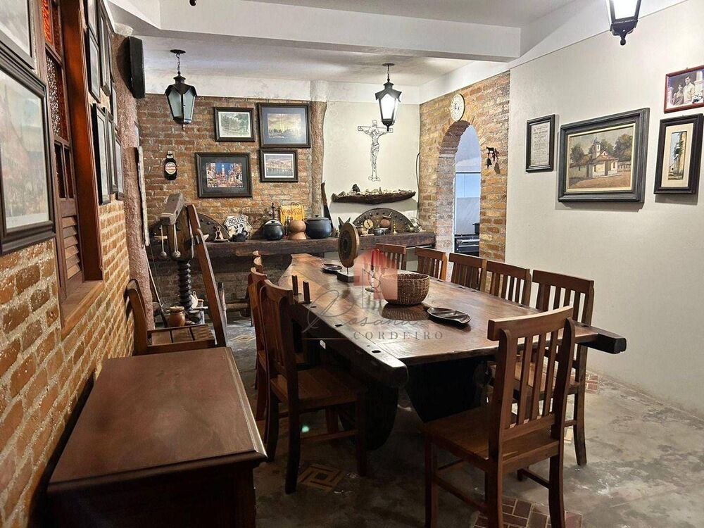 Sobrado, 3 quartos, 411 m² - Foto 4