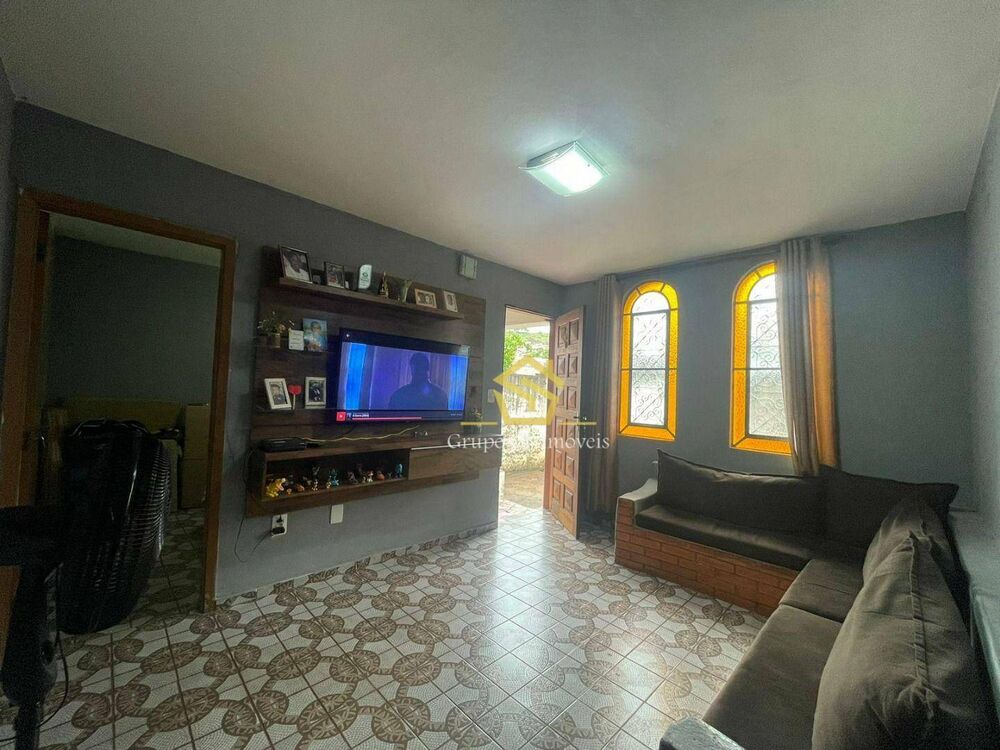 Casa, 2 quartos, 70 m² - Foto 1