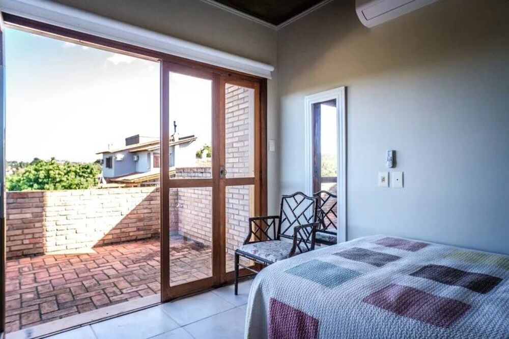 Casa à venda com 4 quartos, 231m² - Foto 5