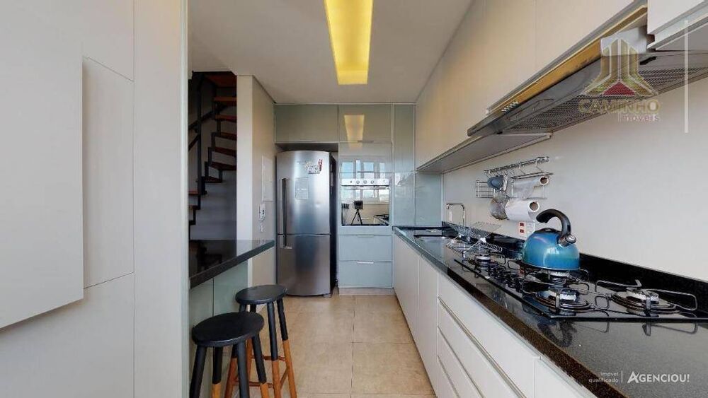 Apartamento à venda com 2 quartos, 90m² - Foto 2