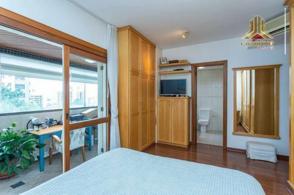Apartamento, 3 quartos, 145 m² - Foto 3
