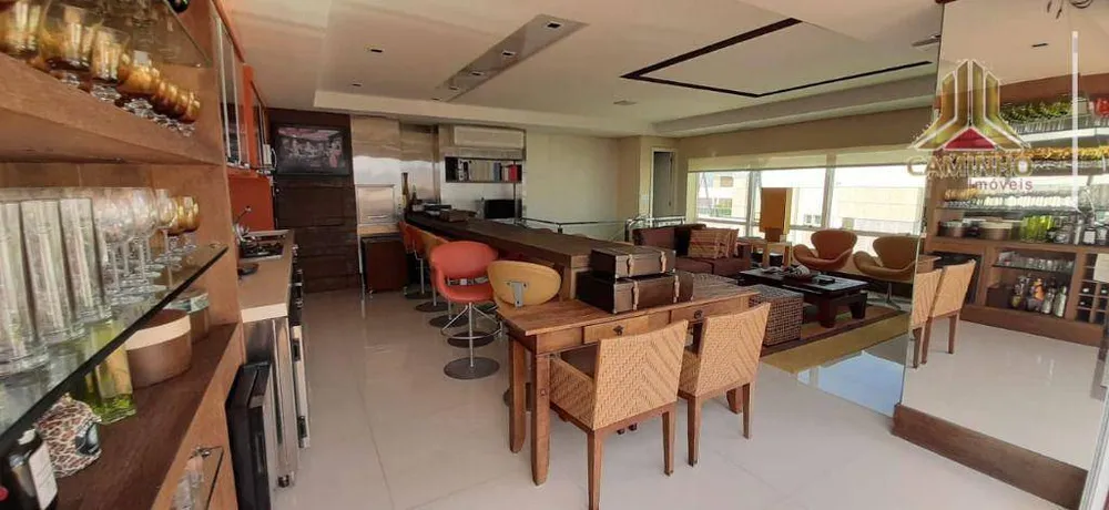 Cobertura, 3 quartos, 207 m² - Foto 3
