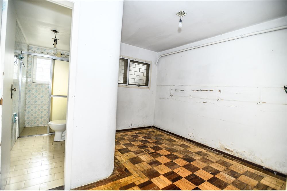 Casa de Condomínio à venda com 6 quartos, 900m² - Foto 4