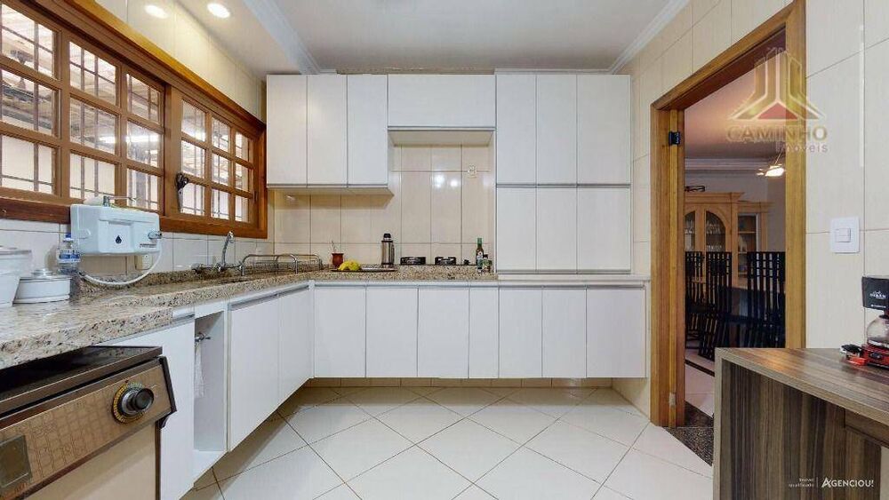 Casa à venda com 4 quartos, 164m² - Foto 13