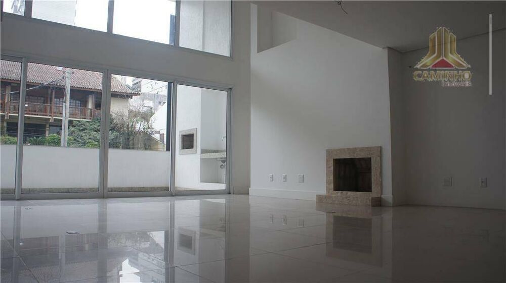 Apartamento à venda com 3 quartos, 132m² - Foto 1