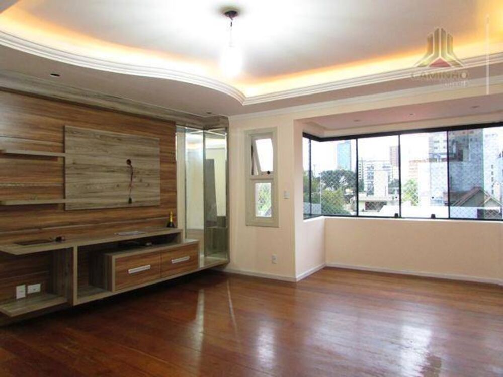 Apartamento à venda com 3 quartos, 112m² - Foto 2