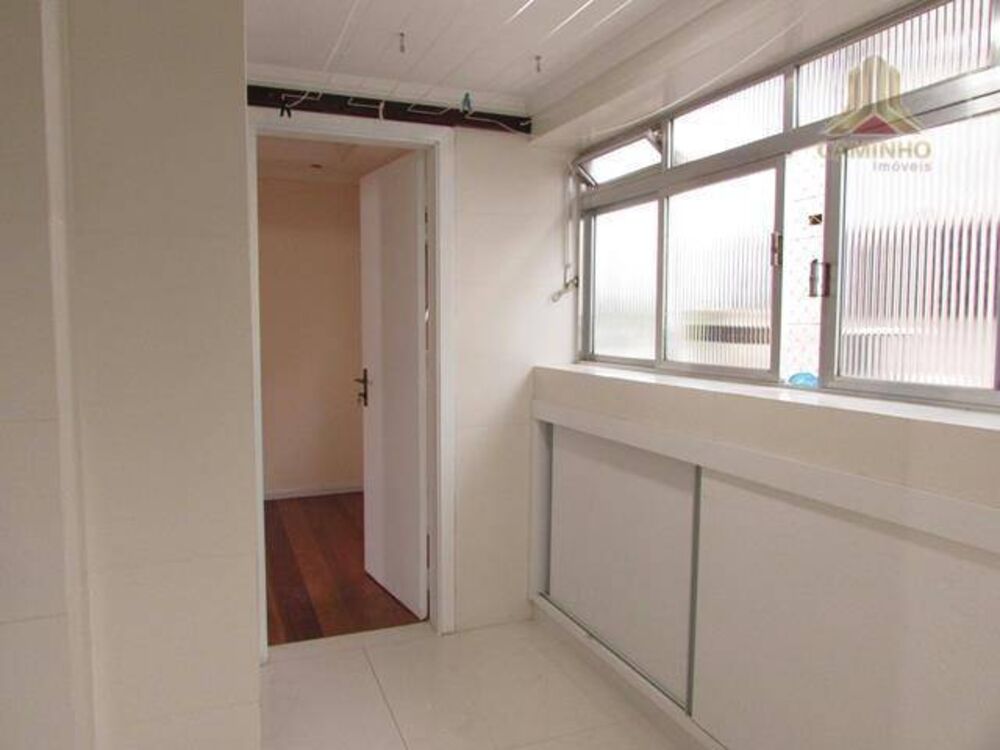 Apartamento à venda com 3 quartos, 112m² - Foto 8