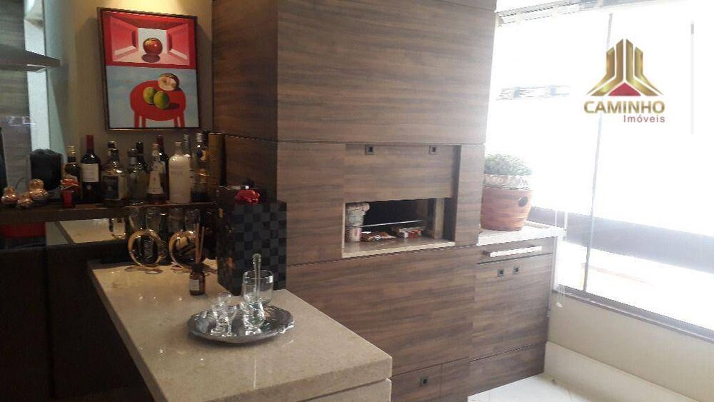 Apartamento à venda com 3 quartos, 113m² - Foto 2