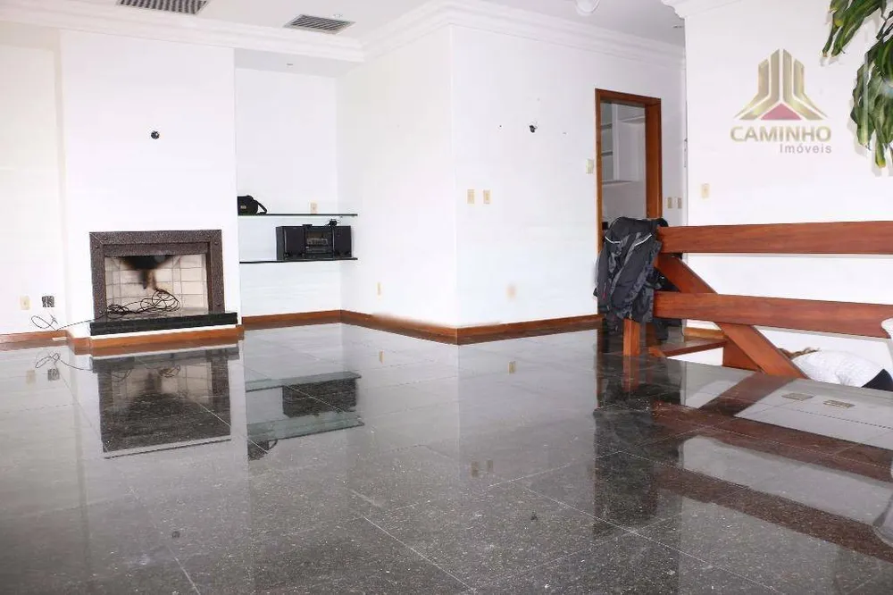 Cobertura, 3 quartos, 235 m² - Foto 3