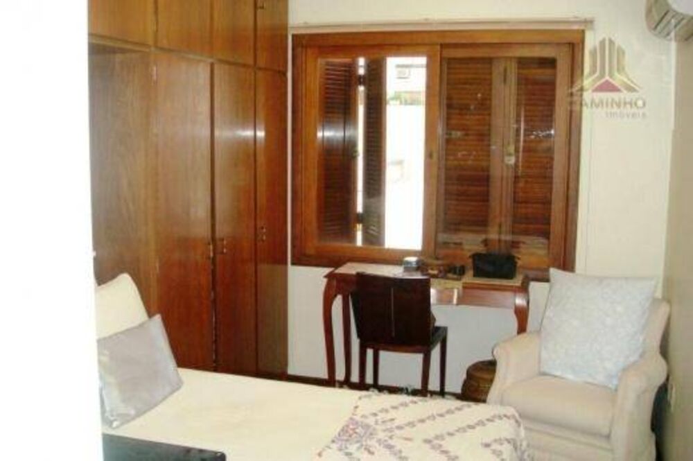 Apartamento à venda com 3 quartos, 165m² - Foto 1