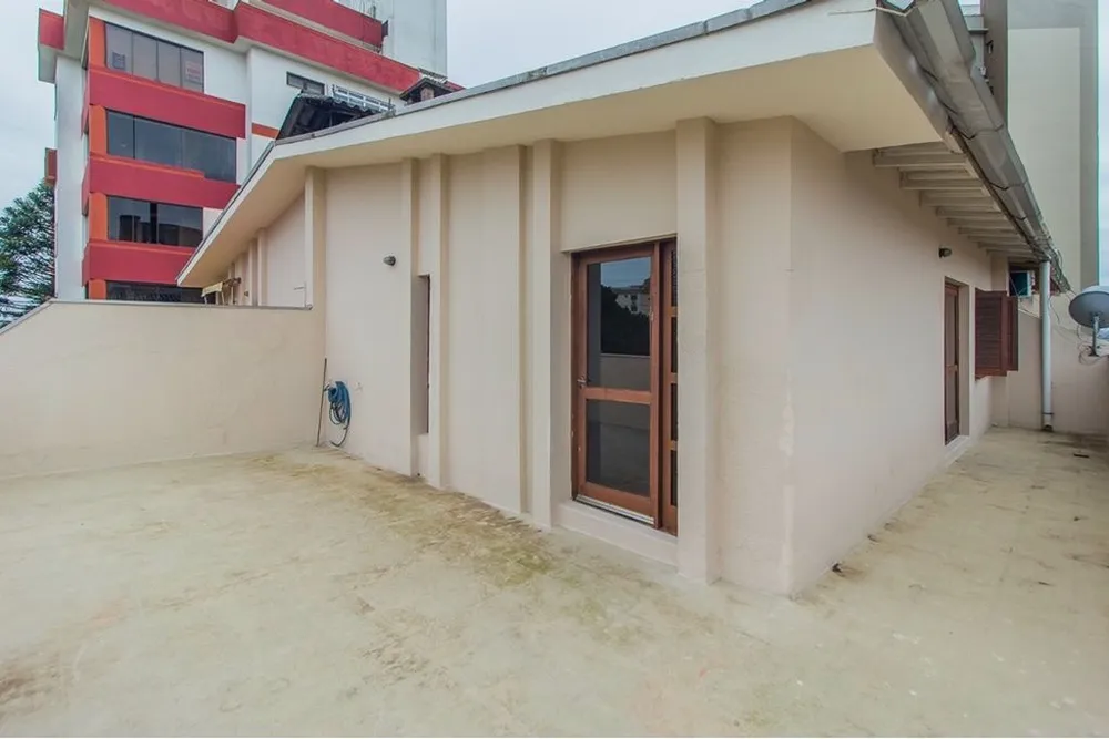 Cobertura, 3 quartos, 210 m² - Foto 4