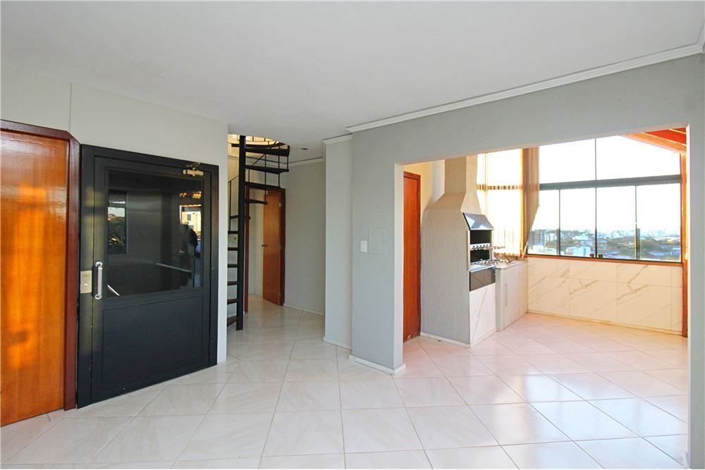 Cobertura à venda com 4 quartos, 290m² - Foto 4