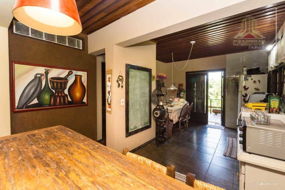 Sítio à venda com 3 quartos, 400m² - Foto 2